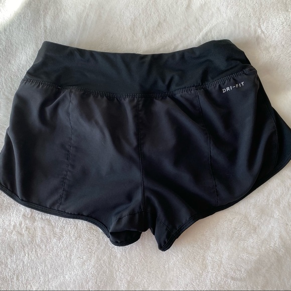 Nike DRI-FIT shorts - Picture 2 of 5